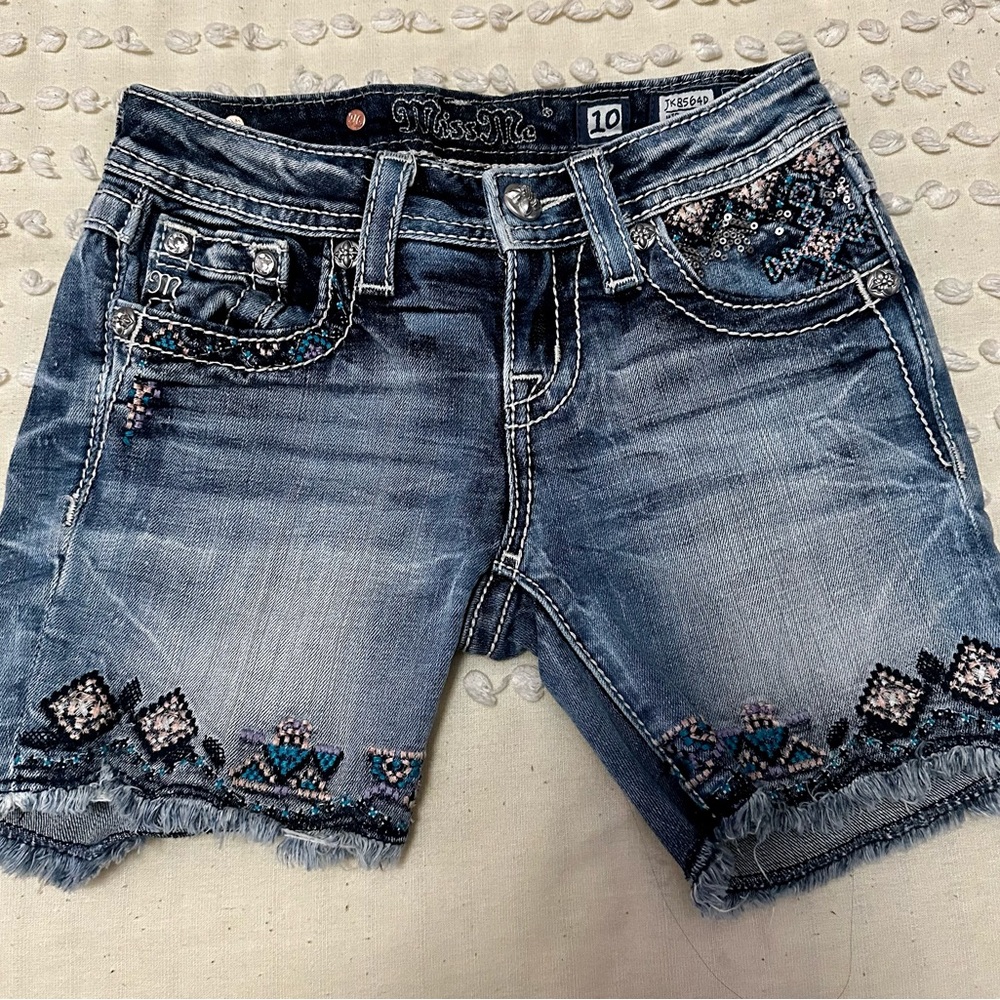 Miss Me Girls Size 10 CutOff Denim Shorts JK8564D Embroidered Rhinestones